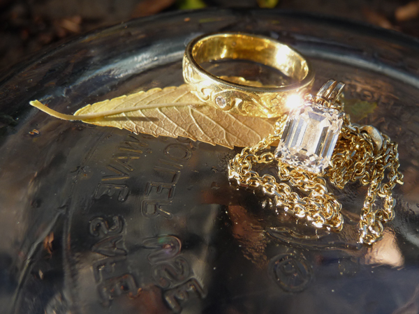 Diamond Ring, Diamond Necklace, With Sparkle