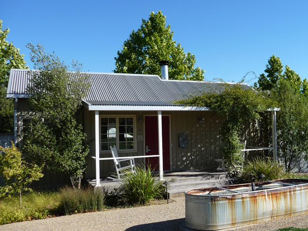 What do the Knittel cottages at Carneros Inn look like?