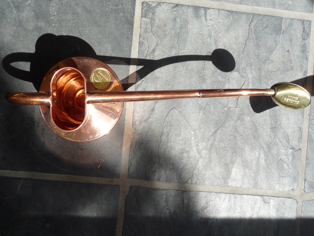 Hawes-Small-Copper-Watering-Can-In-The-Sun-Sparkling